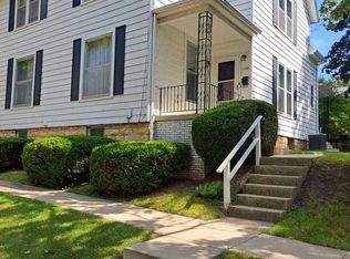 1148 Prairie St, Dubuque, IA 52001