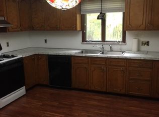 110 Grand View Ave, Johnston, RI 02919