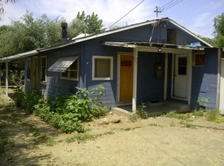 454 S Park St, Porterville, CA 93257