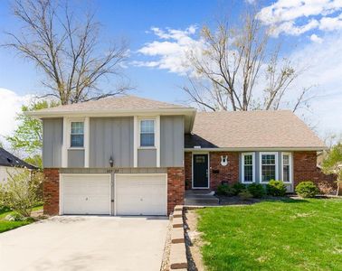 10325 W 92nd Pl, Overland Park, KS, 66214