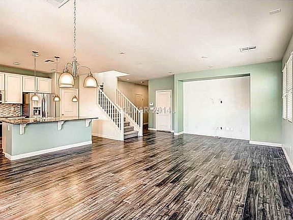 5th image of 5496 Bristol Grove Ln