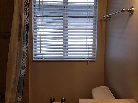 5th image of 1303 Noble Pl