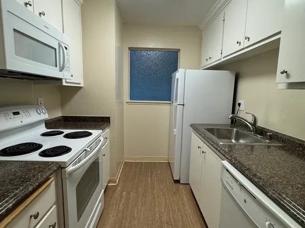 415 Ignacio Blvd #338, Novato, CA 94949