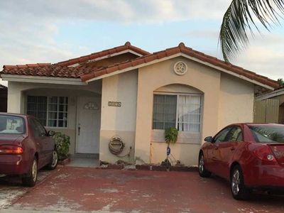 2874 W 74th Pl, Hialeah, FL, 33018