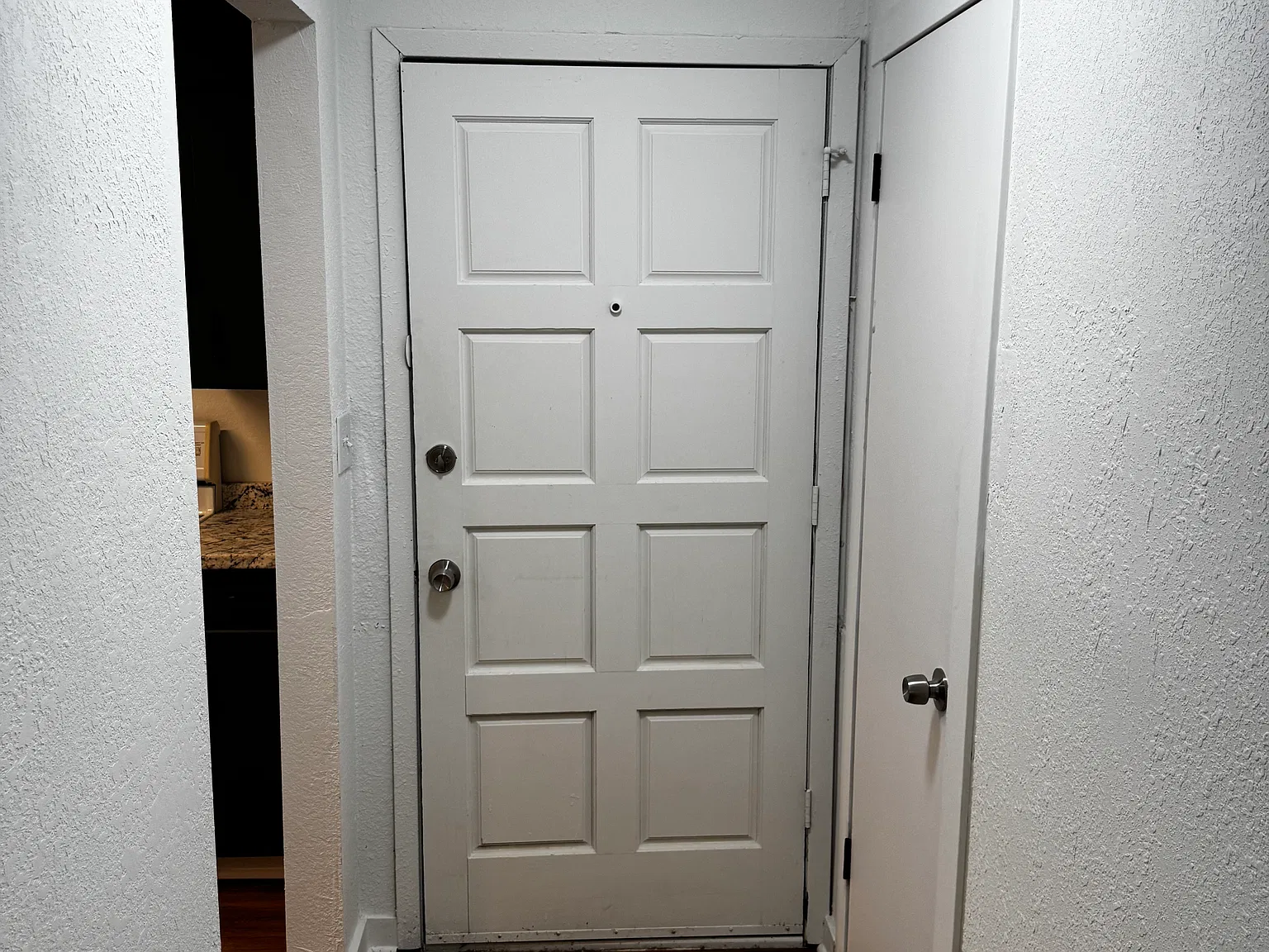 4 bed, 1456 sqft, $1,895 — Photo 4