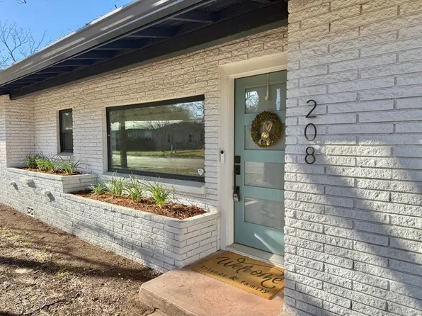 208 Coolidge St, Mason, TX 76856