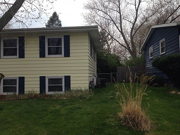 4th image of 1117 Shore Dr