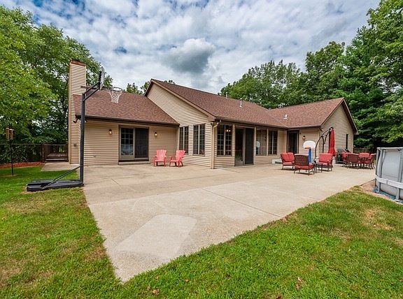 4th image of 4728 N Brentwood Dr