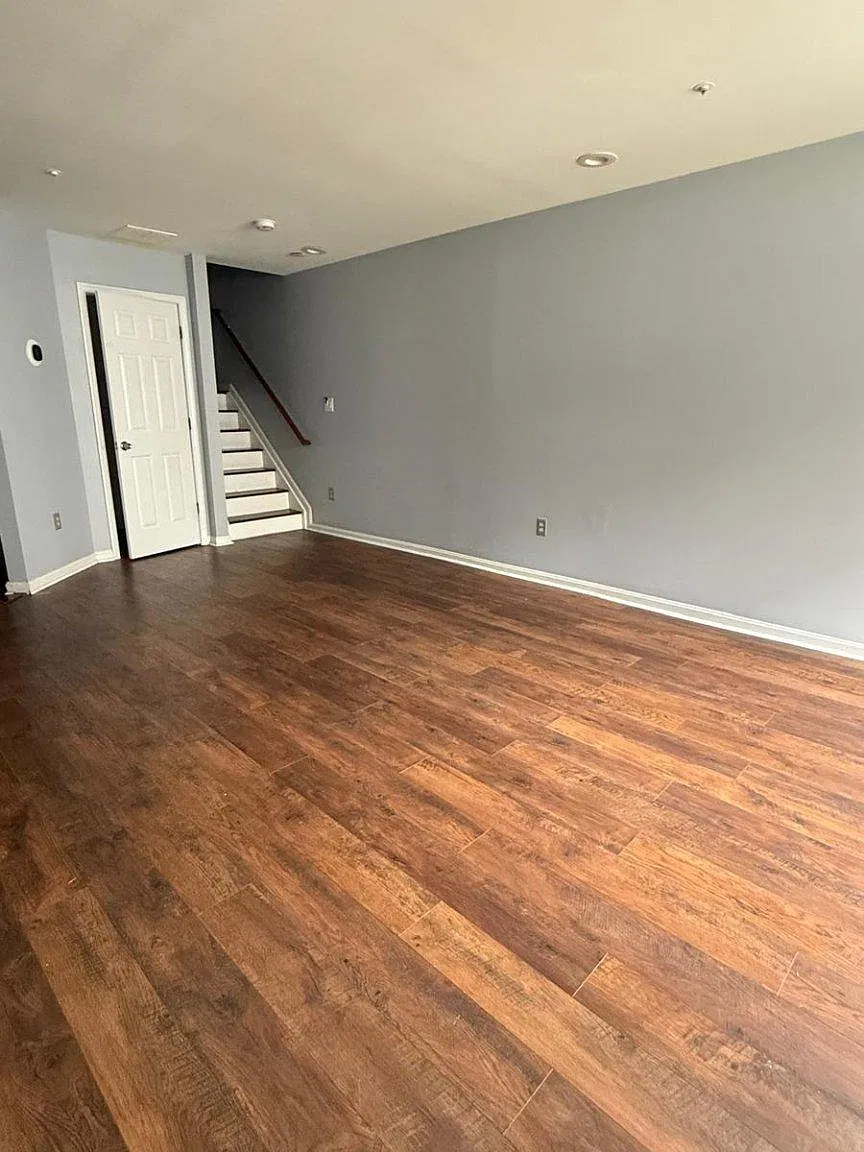 3 bed, 2.5 bath, 1694 sqft, $2,600 — Photo 4