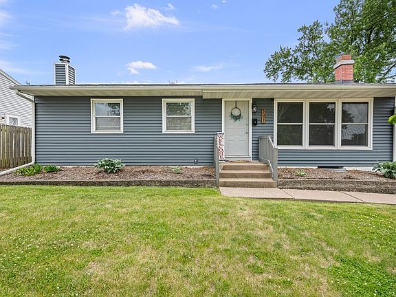 2nd image of 3021 W Rusholme St