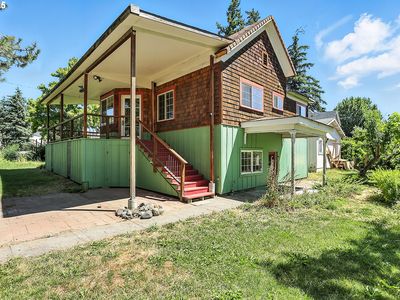 125 NE 4th St, Dufur, OR, 97021