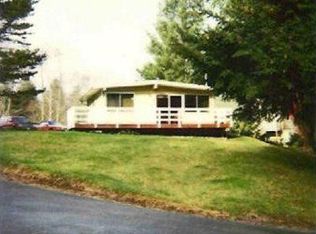 909 E Silver Cloud Ln, Greenbank, WA 98253