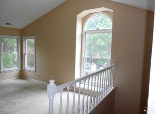 3151 N Covewood Ct, Falls Church, VA 22042
