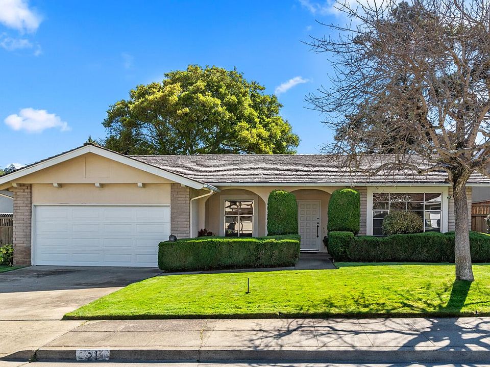 1st image of 21 Los Altos Pl