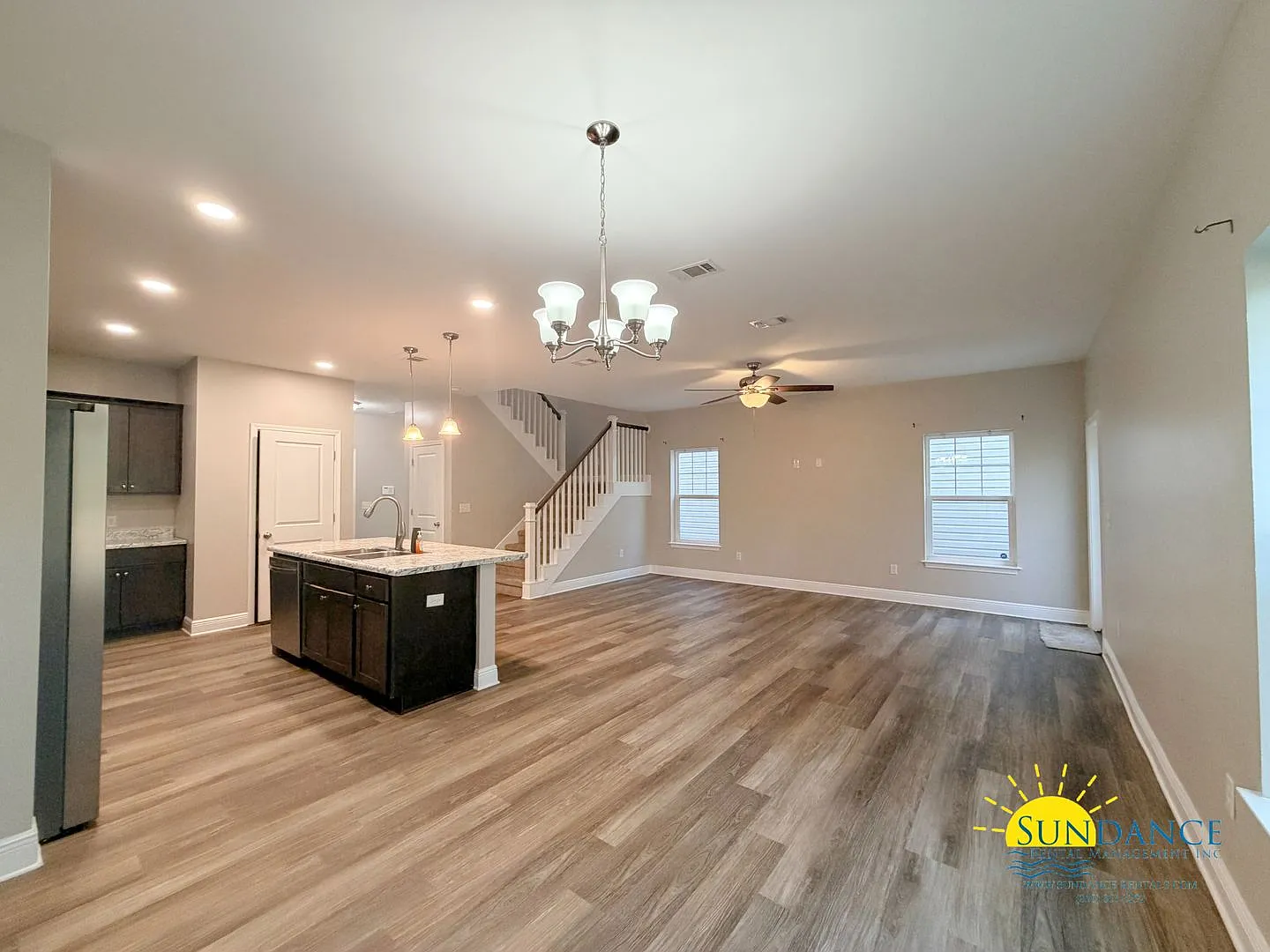 Gorgeous 4 Bedroom Home in Shiloh Place — Photo 3