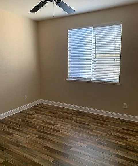 1716 Woodhaven Cir — Photo 12