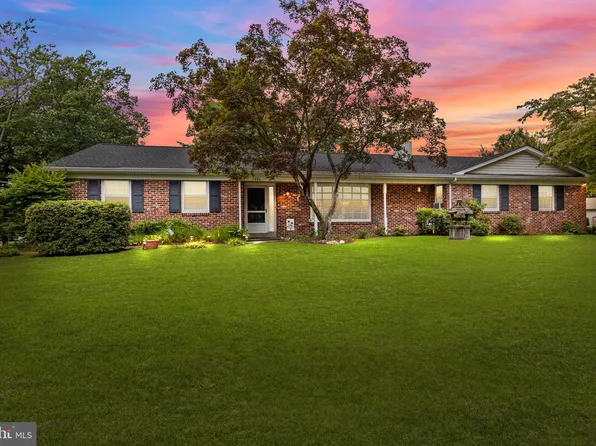1286 Yale Dr, Yardley, PA 19067