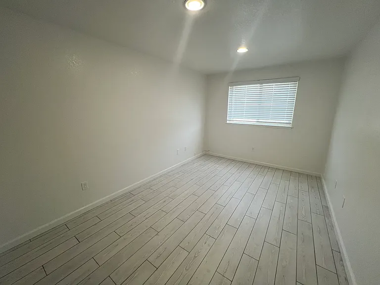 16904 17th Avenue Ct E — Photo 14