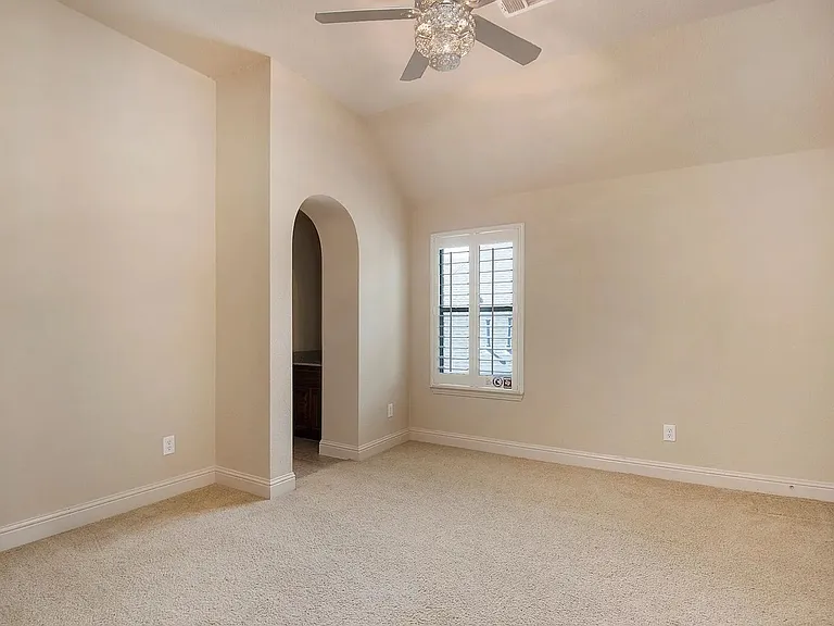 5845 Tuleys Creek Dr — Photo 7
