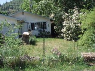 642 N 1st Ave, Gold Hill, OR 97525