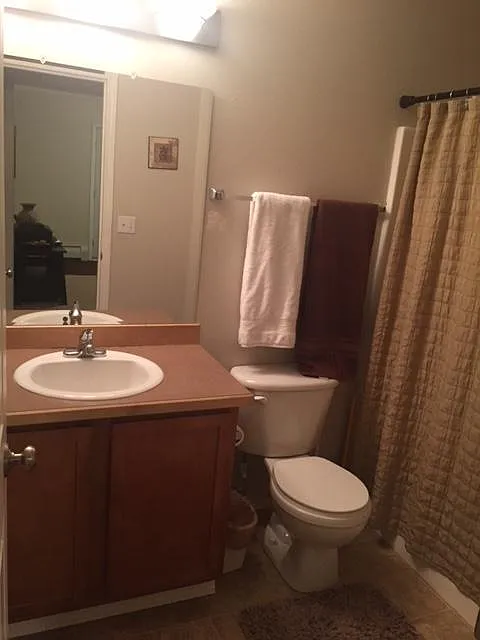 2 bed, 800 sqft, $1,750 — Photo 4