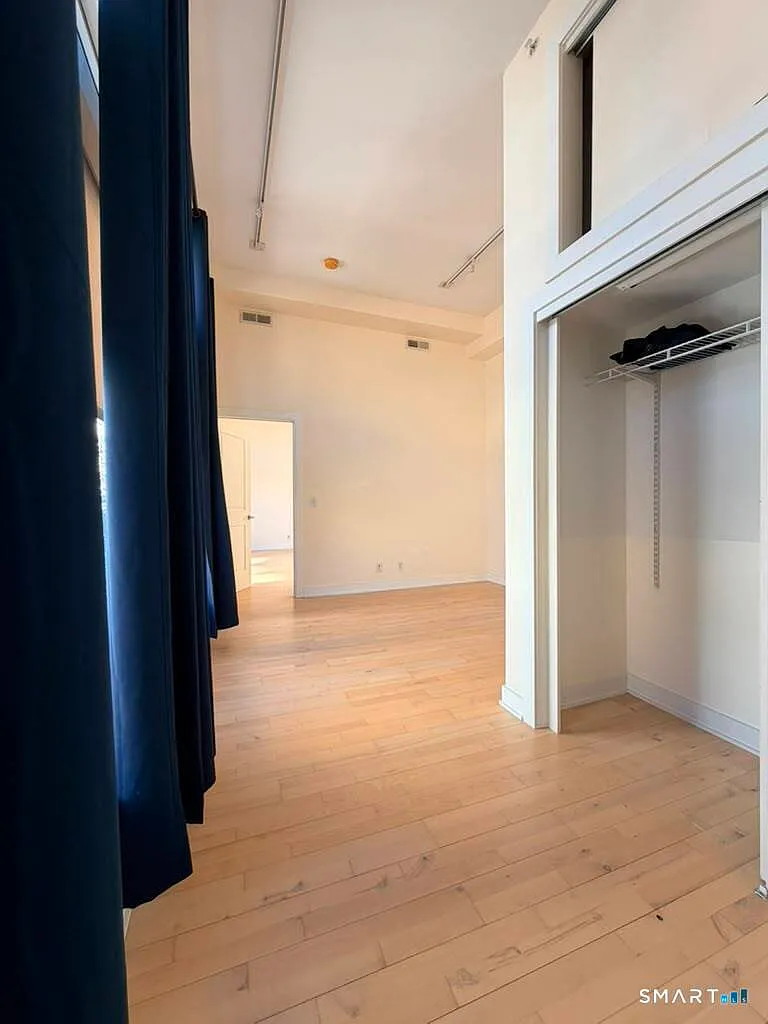 804 Chapel St — Photo 3