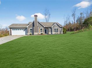 218 Arlington Ct, Newnan, GA 30263