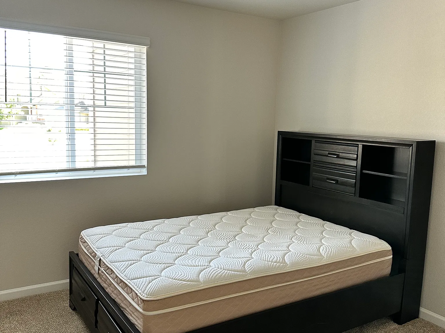 5453 Canyon View Dr — Photo 1