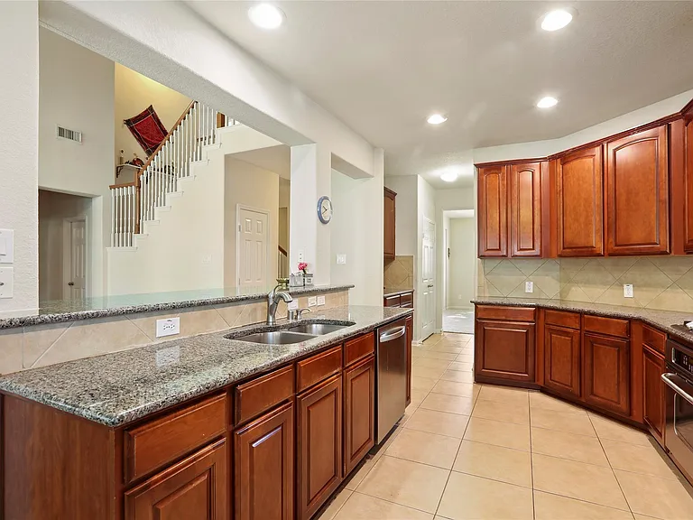 31 Ginger Springs Pl — Photo 5