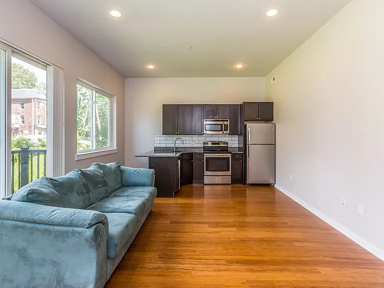 4213 Chester Avenue Modern Living in the Heart of University City — Photo 23