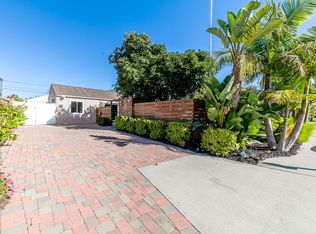 990 Oak St, Costa Mesa, CA 92627