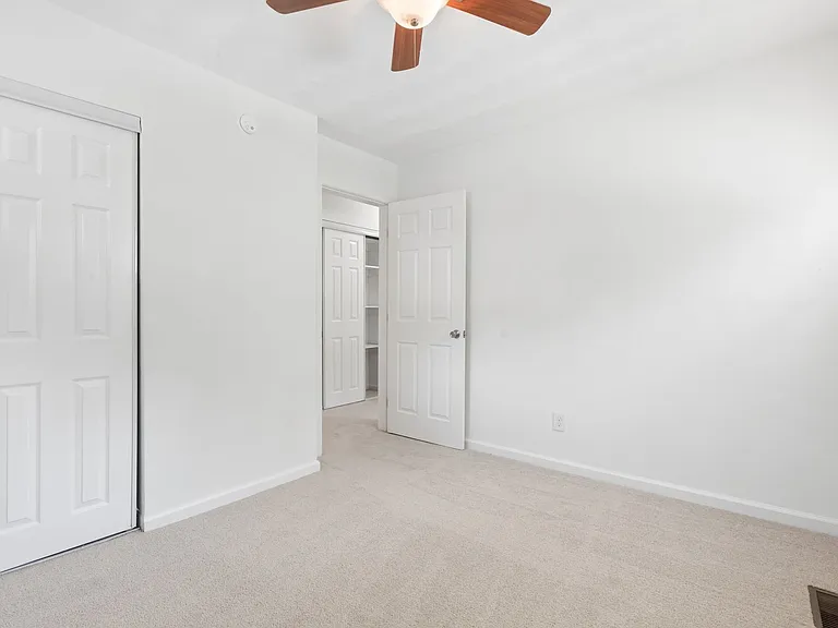 1261 River Oaks Dr — Photo 18