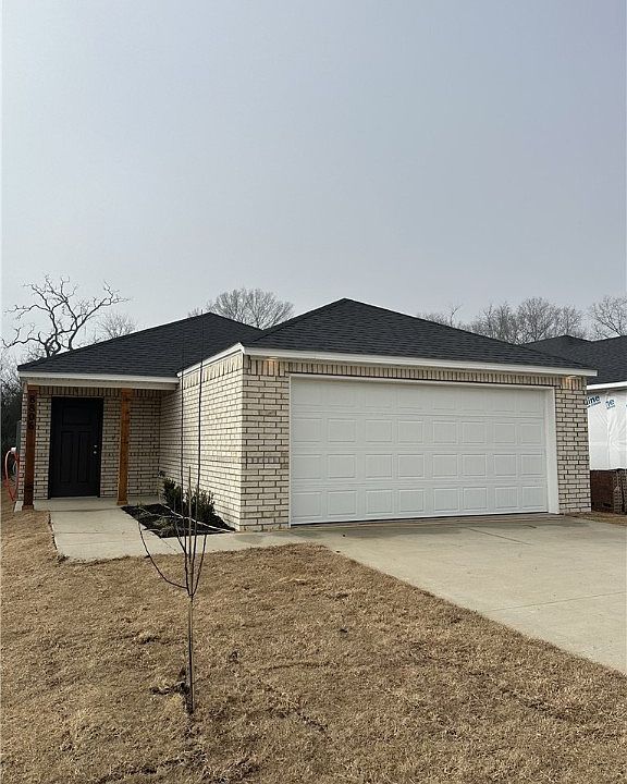1st image of 8814 Preston Wood Dr