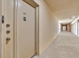 9159 SW 77th Ave APT 307, Miami, FL 33156