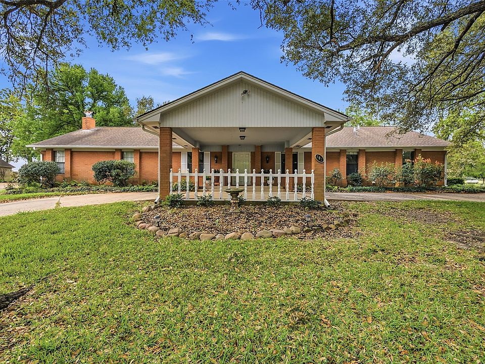 1st image of 807 Standley Rd