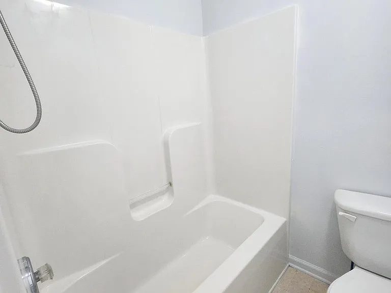 302 Hidden Dr — Photo 21