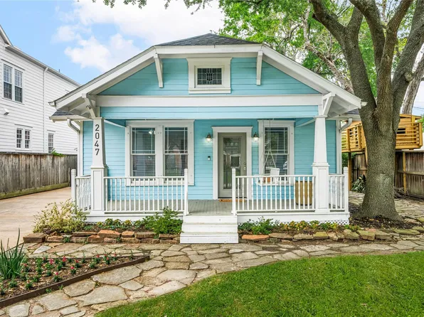 2047 Harvard St, Houston, TX 77008