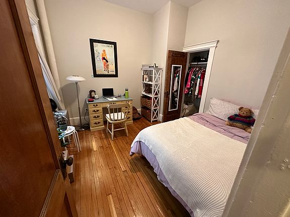 5th image of 38-40 Hemenway St #19