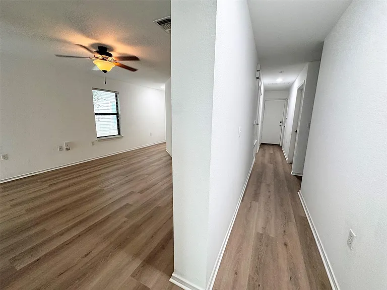 9000 Stambourne St — Photo 8