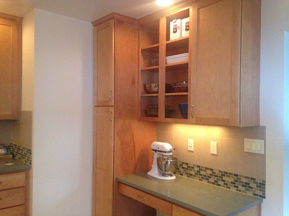 Gourmet kitchen