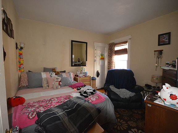 5th image of 189 Roger Williams Ave