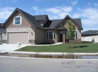 2034 W Tanero Ct, Meridian, ID 83646