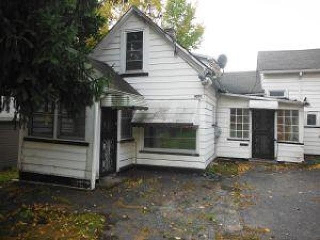 1st image of 4292 E 163rd St
