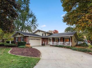 1904 Ironwood St SW, Demotte, IN 46310