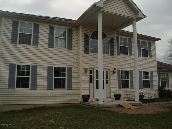 2nd image of 2031 Gorden Ridge Dr
