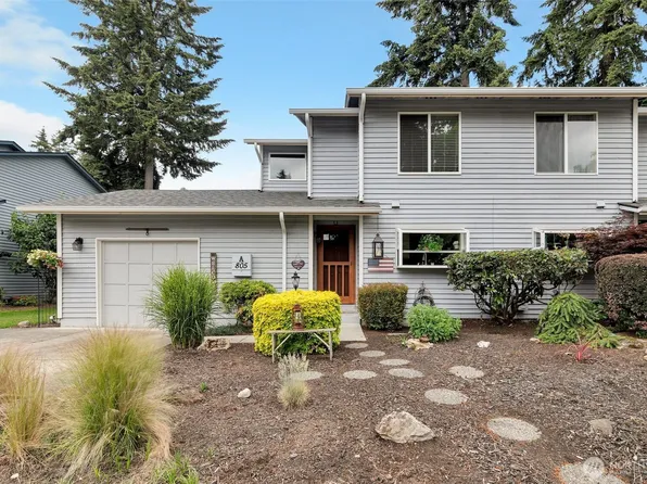 805 142nd Place SE #A, Bellevue, WA 98007