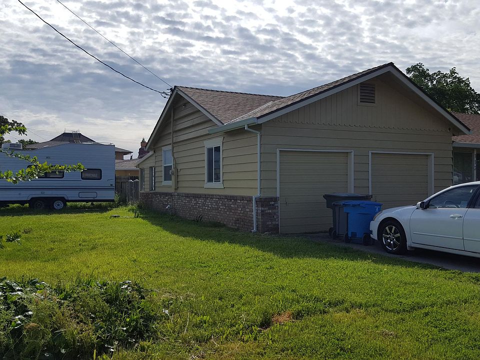 1st image of 112 S Lawrence Ave