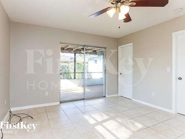 540 NW 43rd Ave — Photo 9