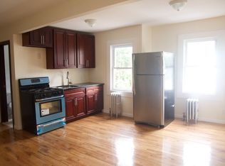 21 Edna Ct APT 2, Baldwin, NY 11510