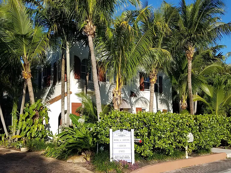 226 NE 1st Ave #KEY LIME — Photo 53